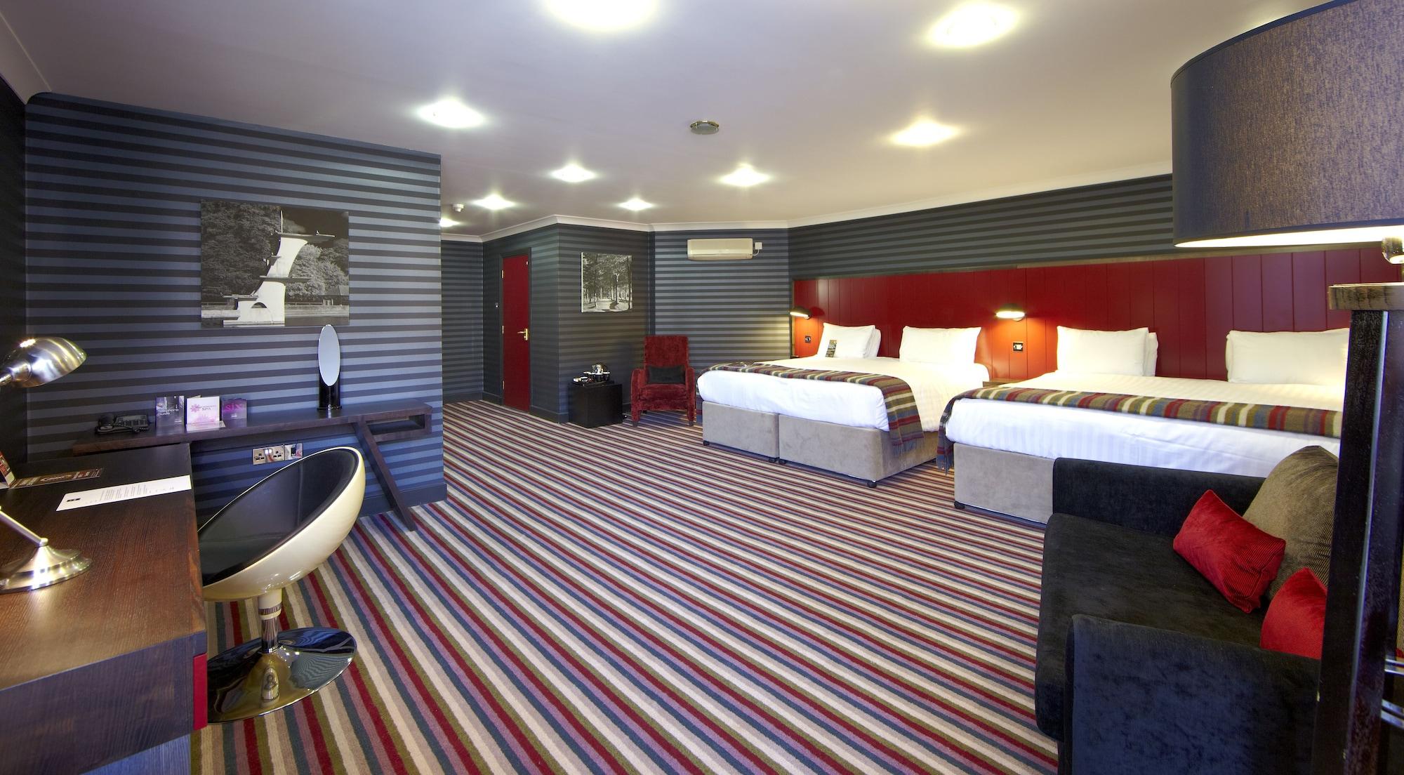 Village Hotel Swindon Exterior foto