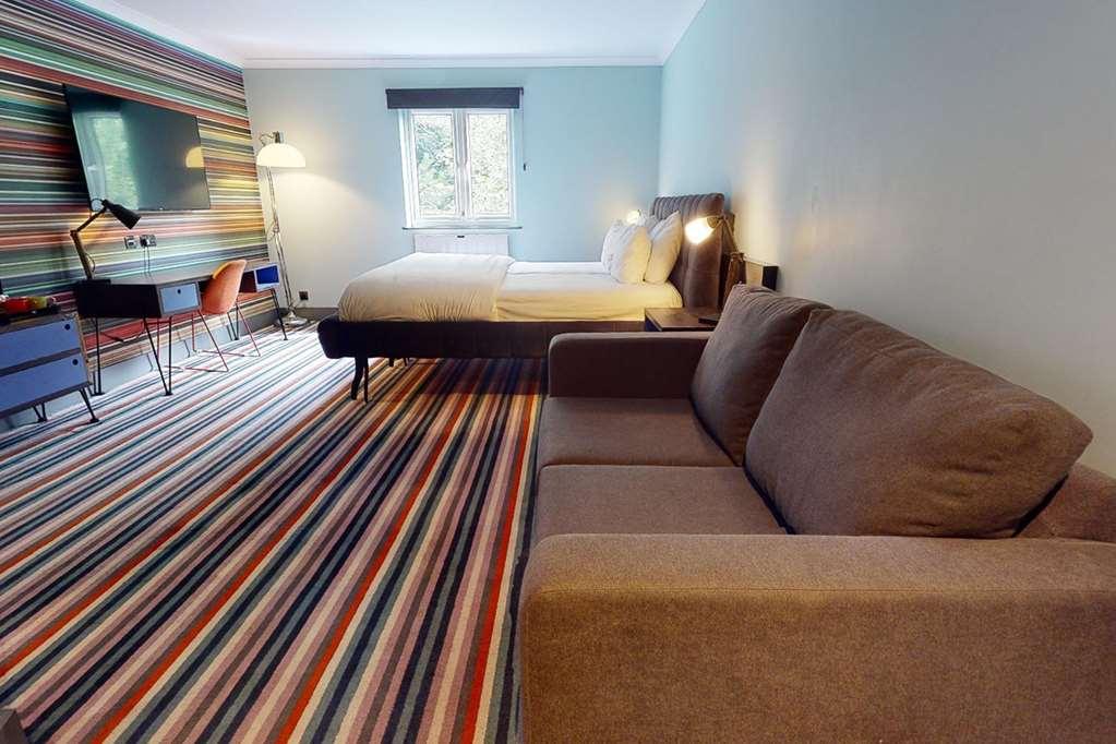 Village Hotel Swindon Habitación foto
