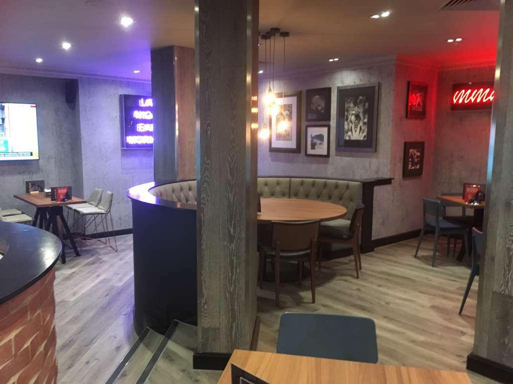 Village Hotel Swindon Restaurante foto